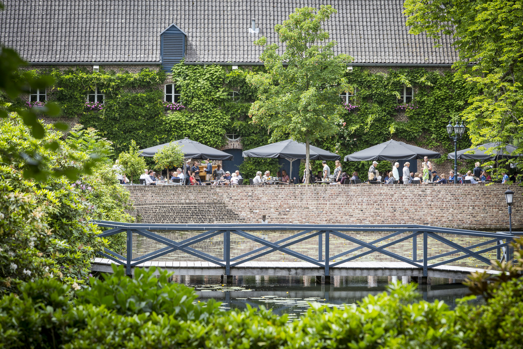 Möchtest du im schönsten Gartenpark der Niederlande arbeiten und dafür sorgen, dass unsere Besucher einen herrlichen Tag bei uns verbringen? 