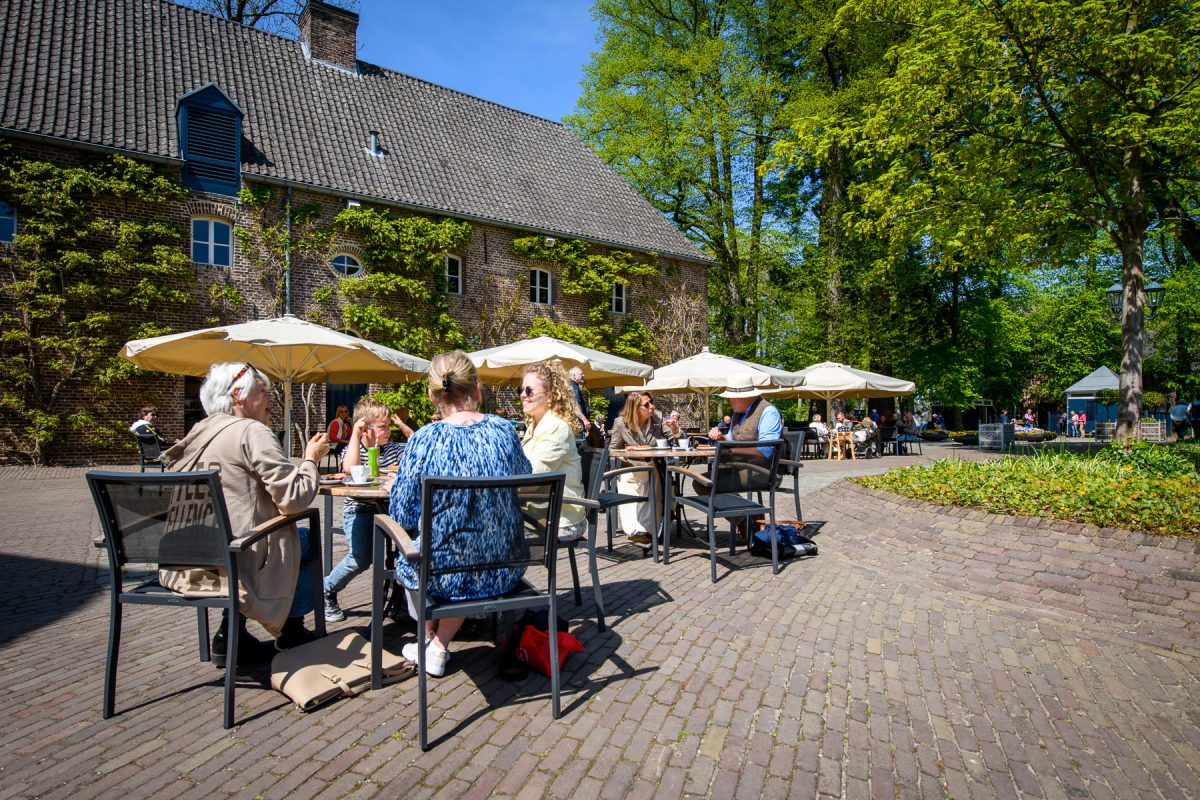 Mitarbeiter/Mitarbeiterin Gastronomie